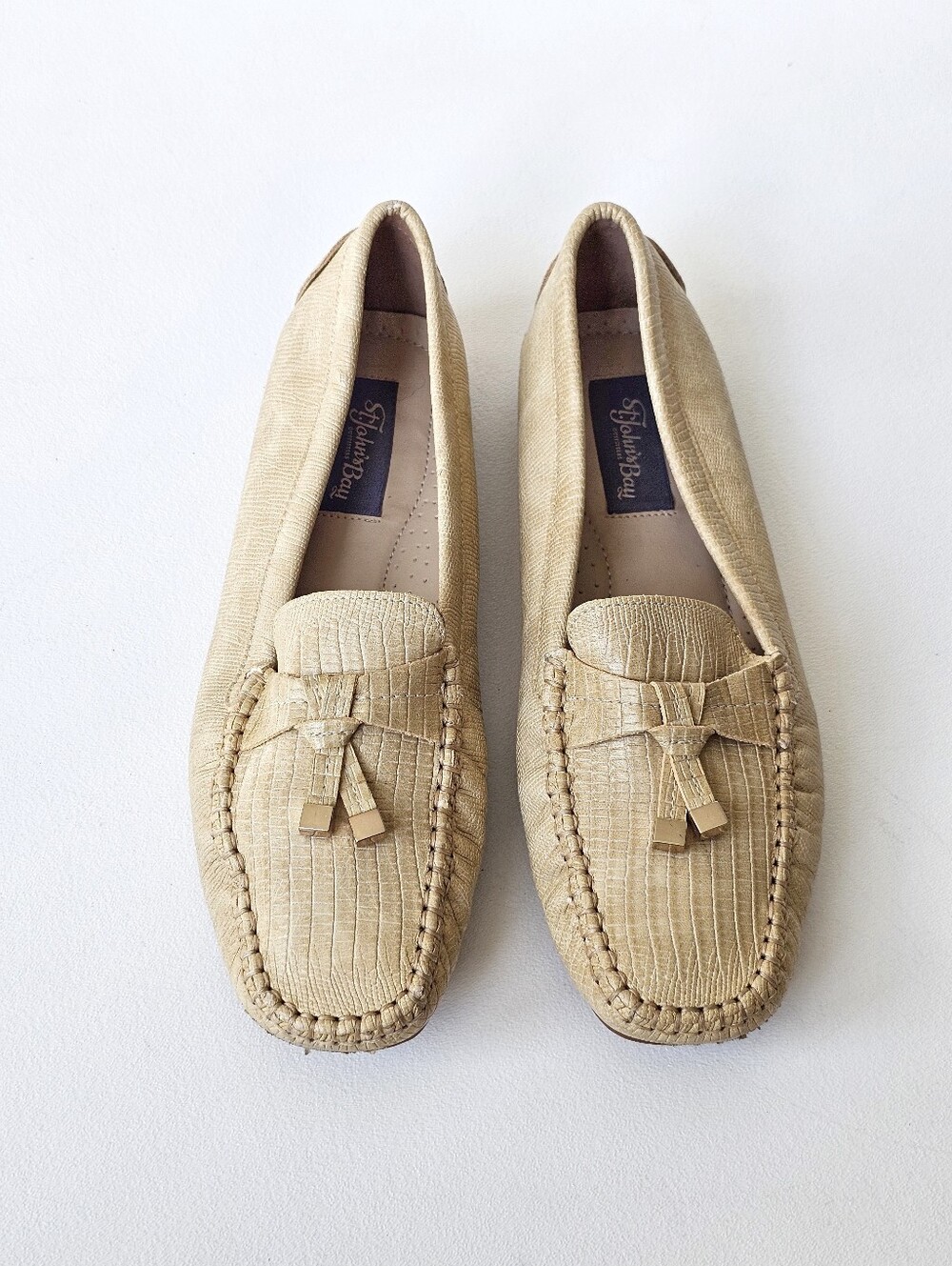 St. John's Bay Outfitters Beige Embossed Leather Tassel Driving Loafers Size 10M